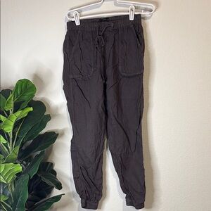Jones New York Charcoal Linen joggers/trousers Small